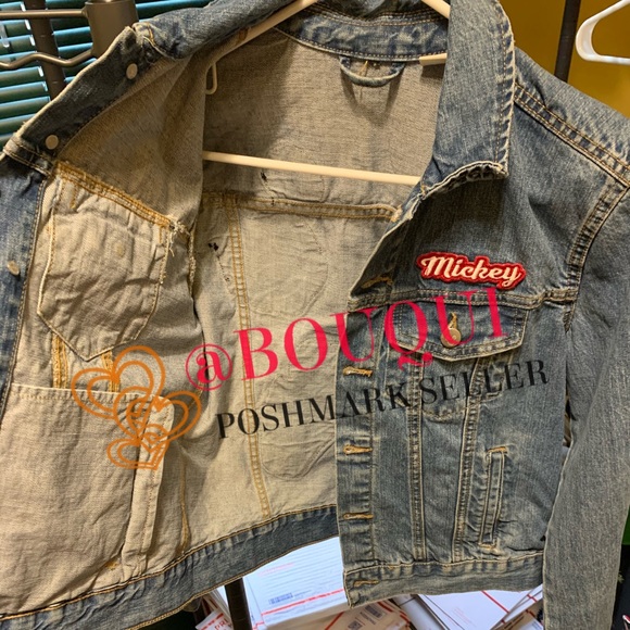 BLOGGERS FAV ZARA MICKEY MOUSE DENIM JACKET - Picture 2 of 9